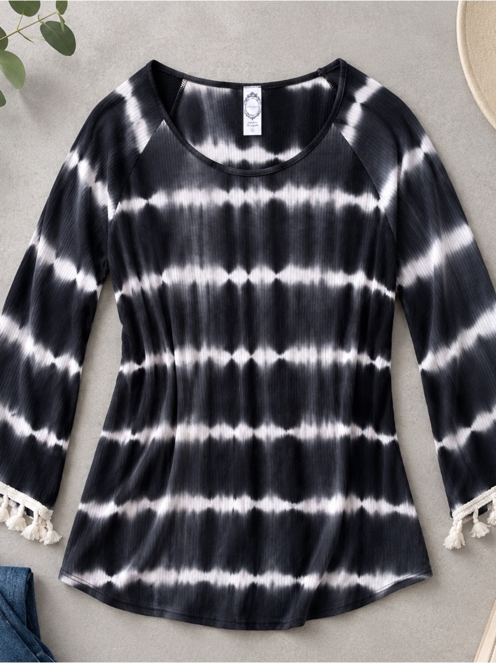 Honeyme Black & White Tie-Dye Tassel Sleeve Top – Size Small